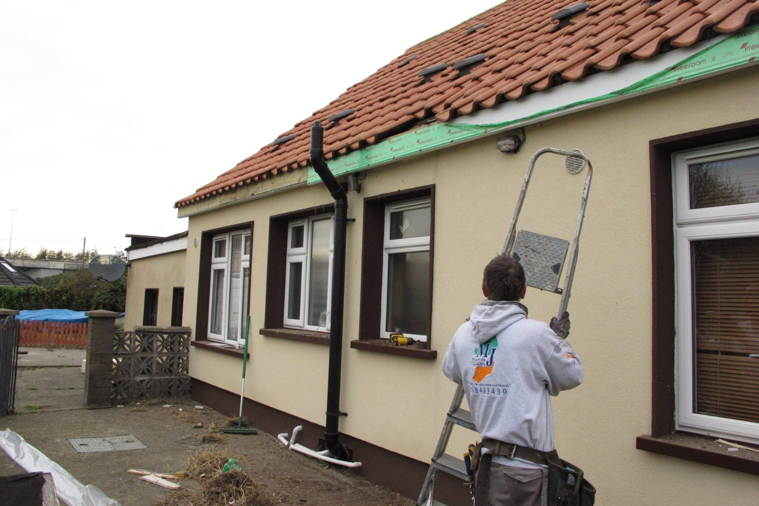 Roof repairs & roofing contractors MJ roofing dublin